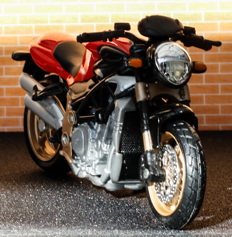 Maisto MV Agusta Brutale ORO